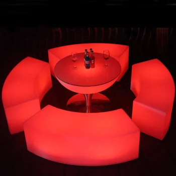 LED-es Világító Bútorok Bár Divat Távirányító Színes Ív bárpultnál KTV Világító Tea Asztal Szálloda Szabadidős Bár Szék